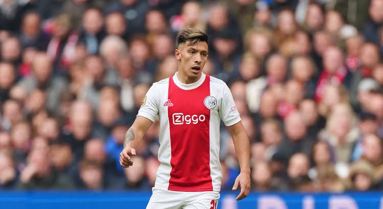 Erik ten Hag speaks on Lisandro Martinez 