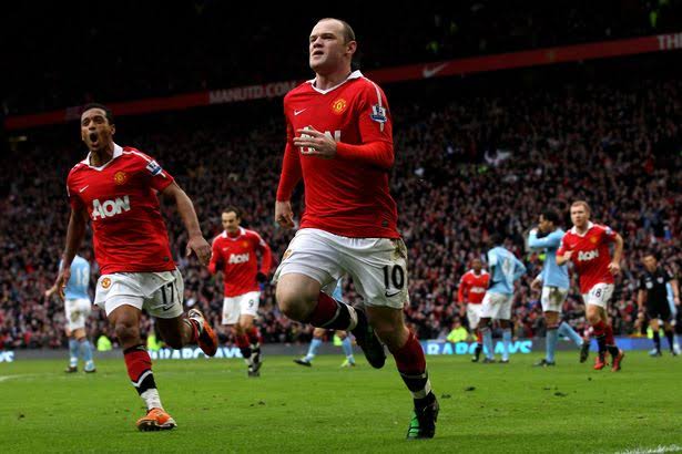 Wayne Rooney bicycle kick against Manchester City 