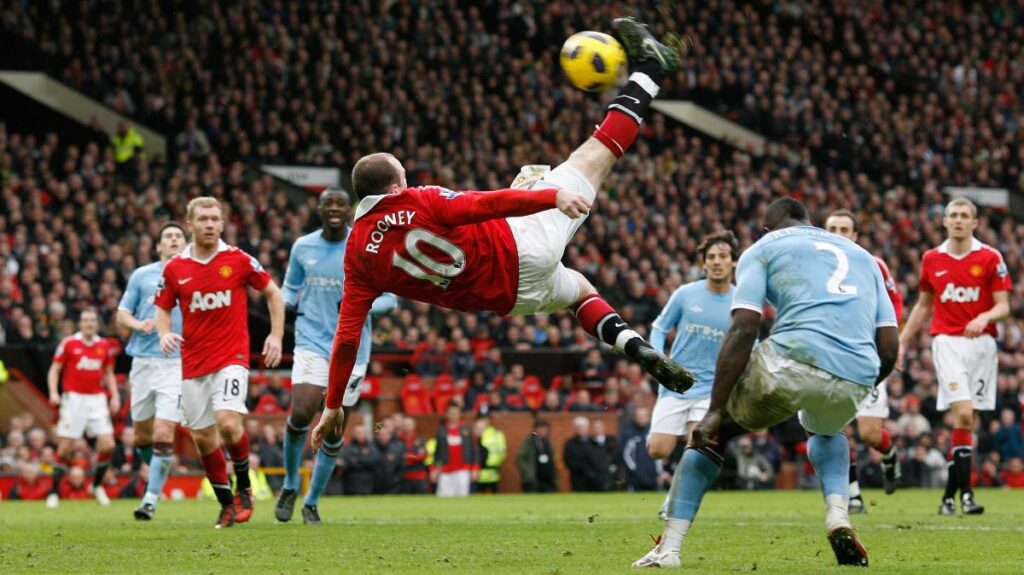 Wayne Rooney bicycle kick against Manchester City 